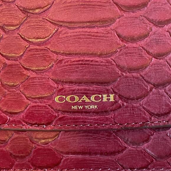 Coach Soft Wallet Red Classic - Picture 3 of 16
